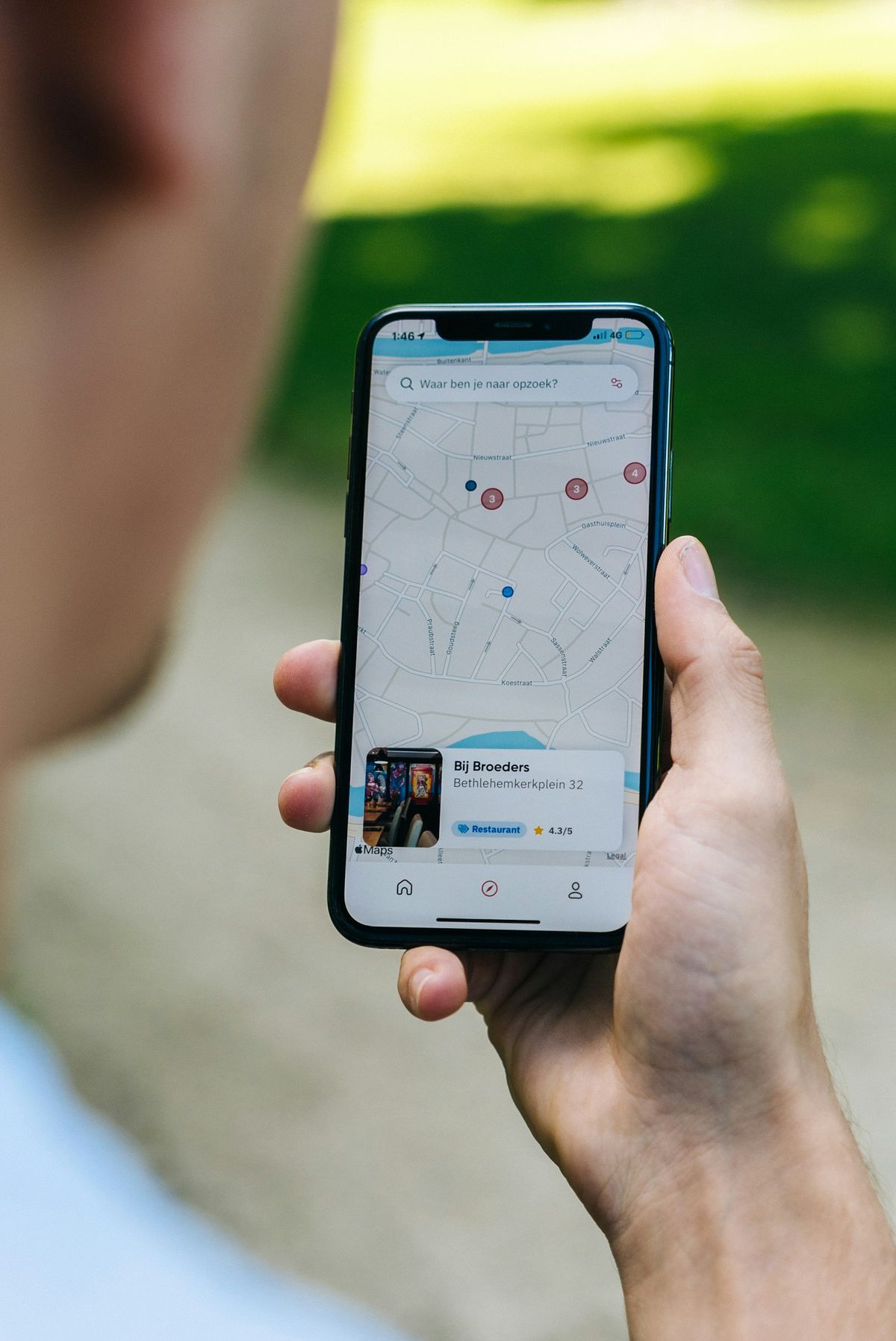 Smarttelefon med app i bruk